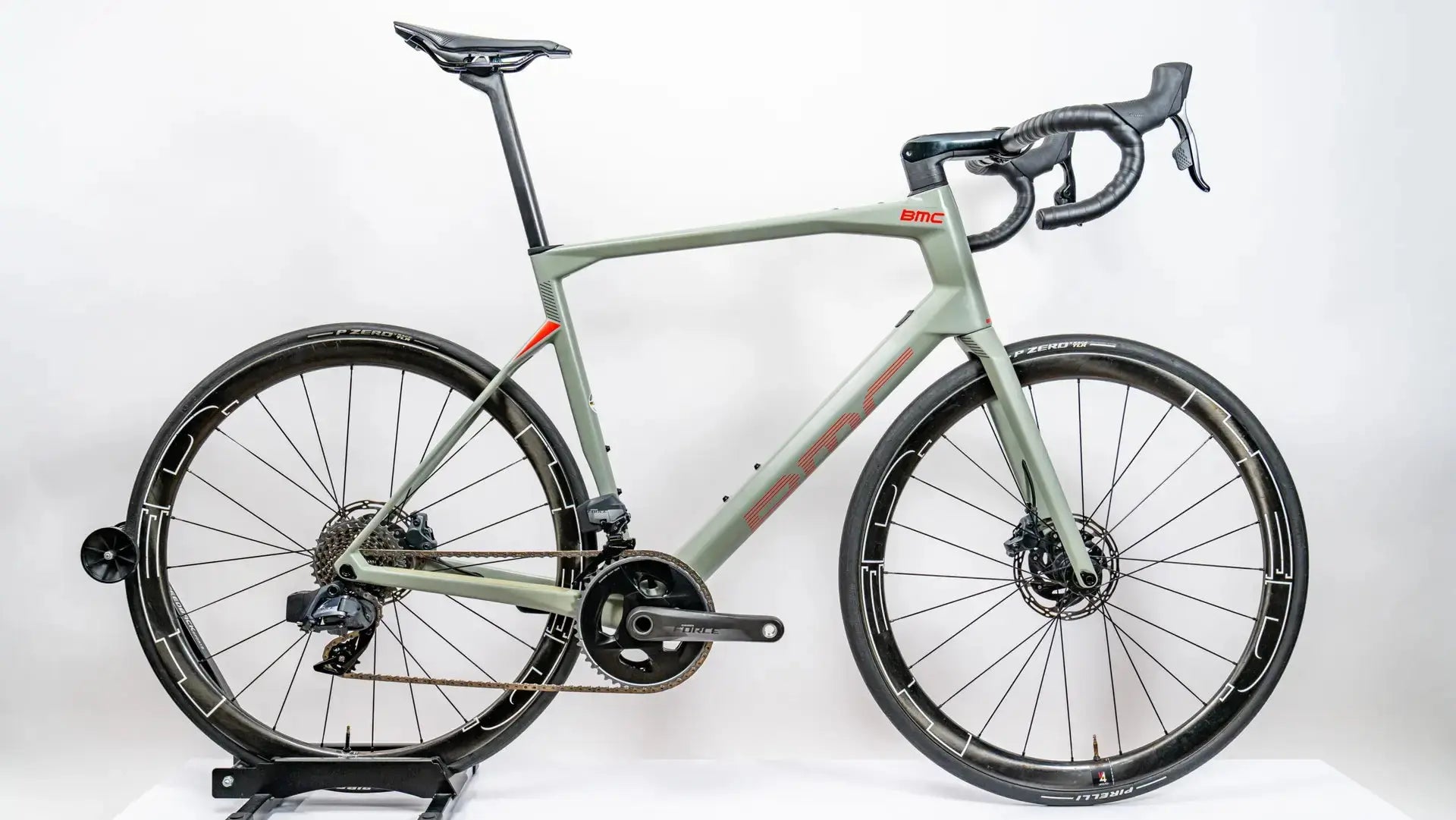 **SOLD** 2021 BMC Roadmachine 01 (58cm) - Dialed Cycling Lab