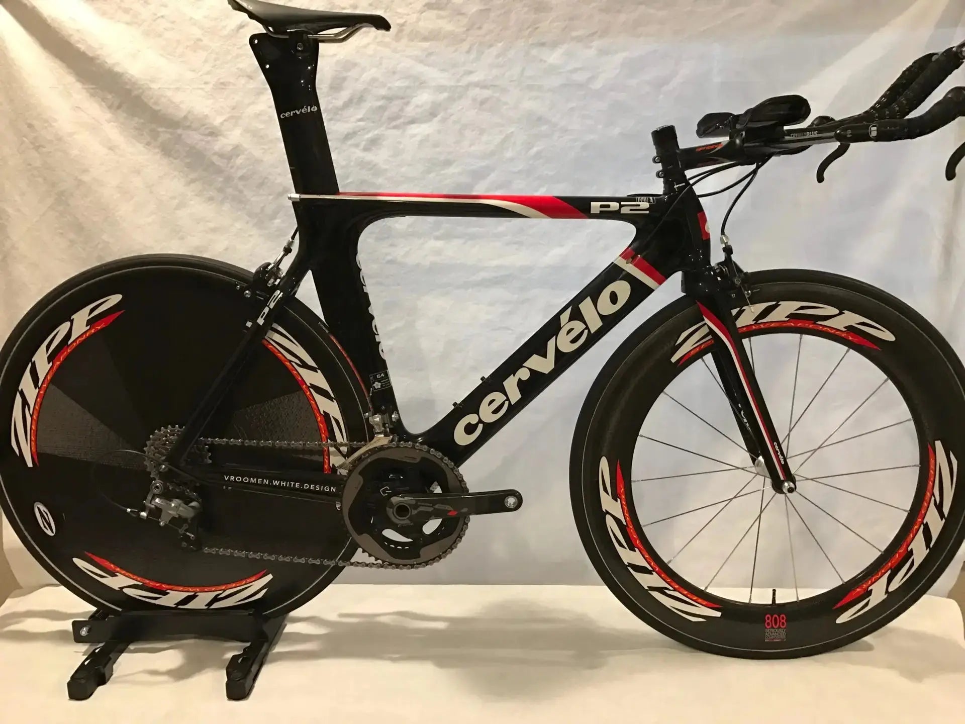 **SOLD** Cervelo P2 w/ Zipp Wheels & Quarq PM (54cm) - Dialed Cycling Lab