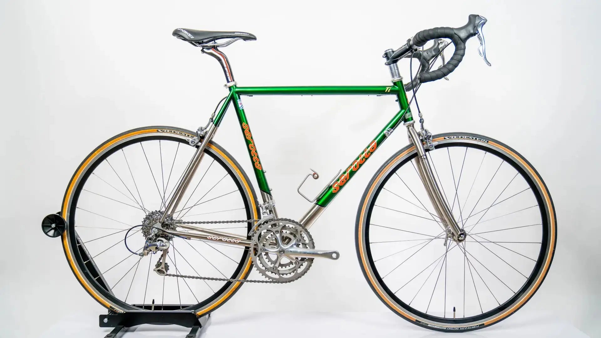 **SOLD** Serotta Titanium (55cm) - Dialed Cycling Lab
