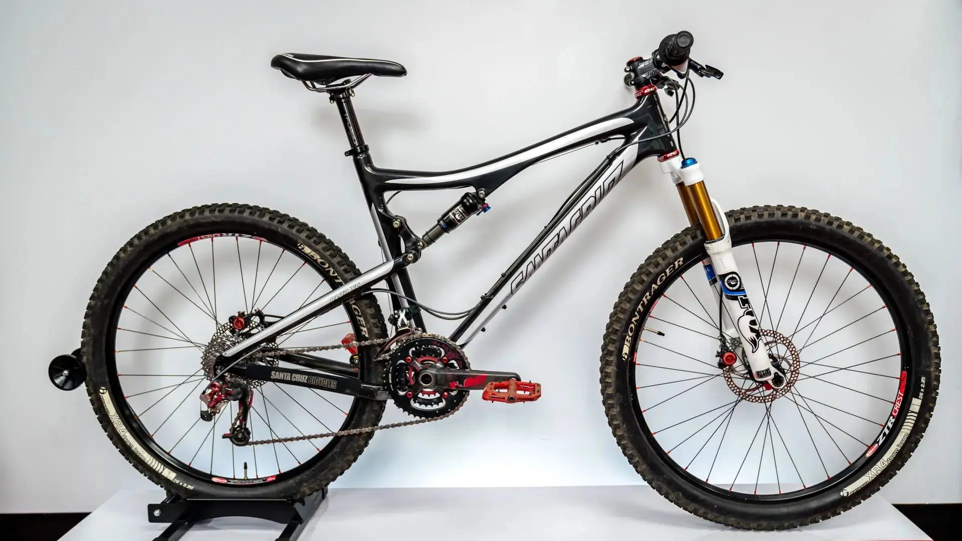 **SOLD** Santa Cruz Blur XC (Large) - Dialed Cycling Lab