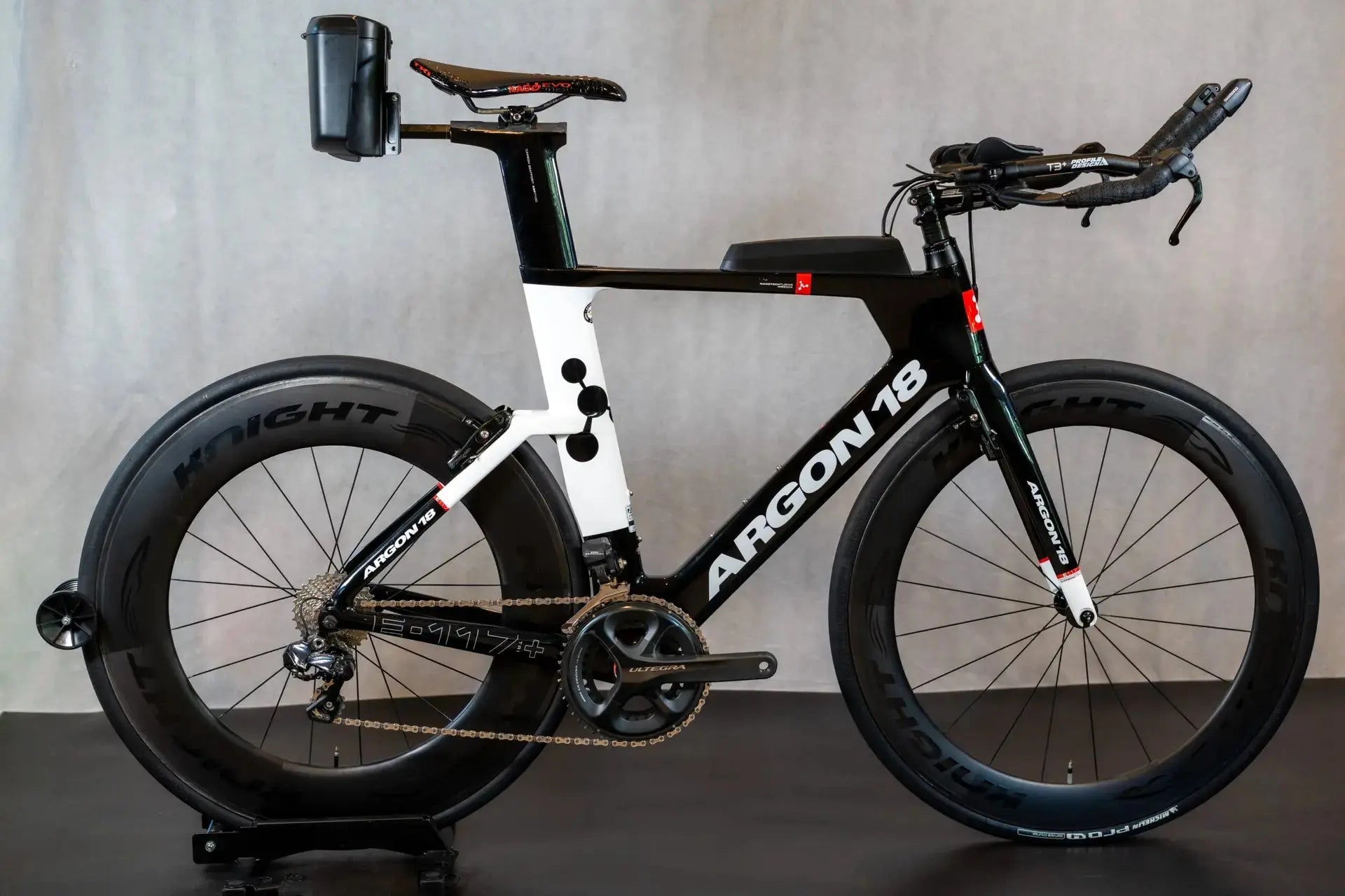 **SOLD** Argon 18 E-117 TT (58cm) - Dialed Cycling Lab