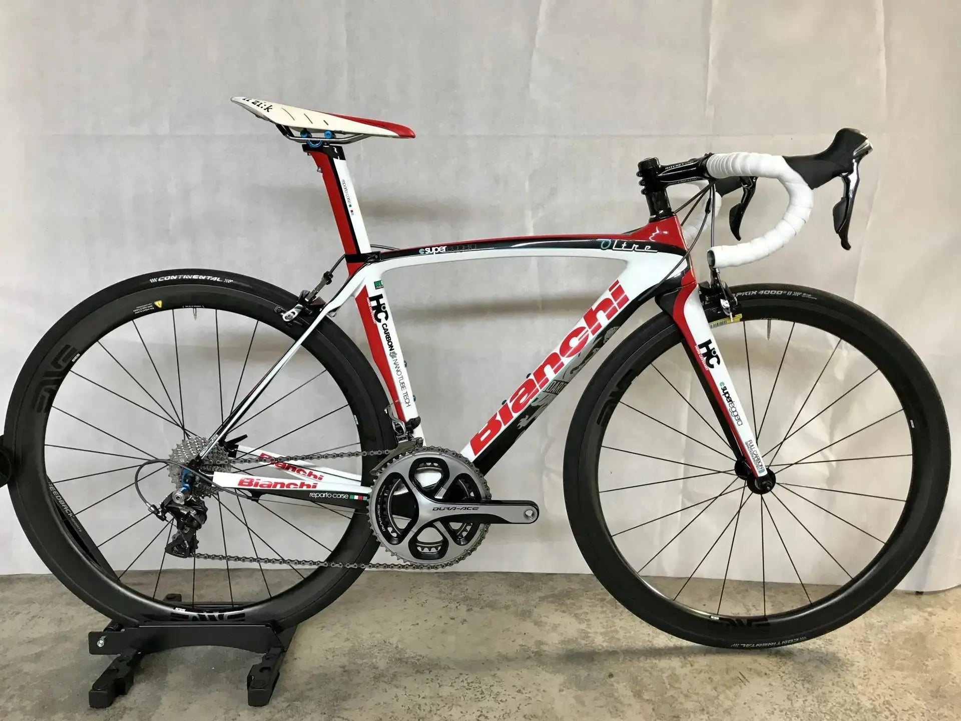 **SOLD** Bianchi Oltre Road Bike (52cm) - Dialed Cycling Lab