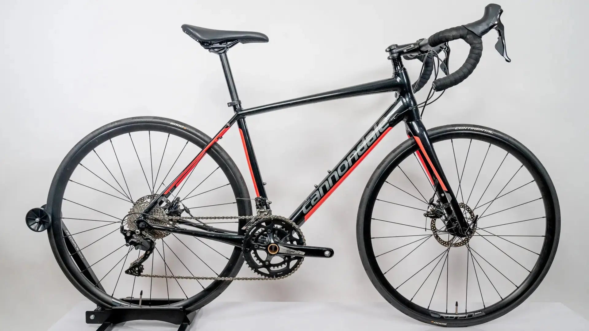 **SOLD** Cannondale Synapse Disc 105 (54cm) - Dialed Cycling Lab