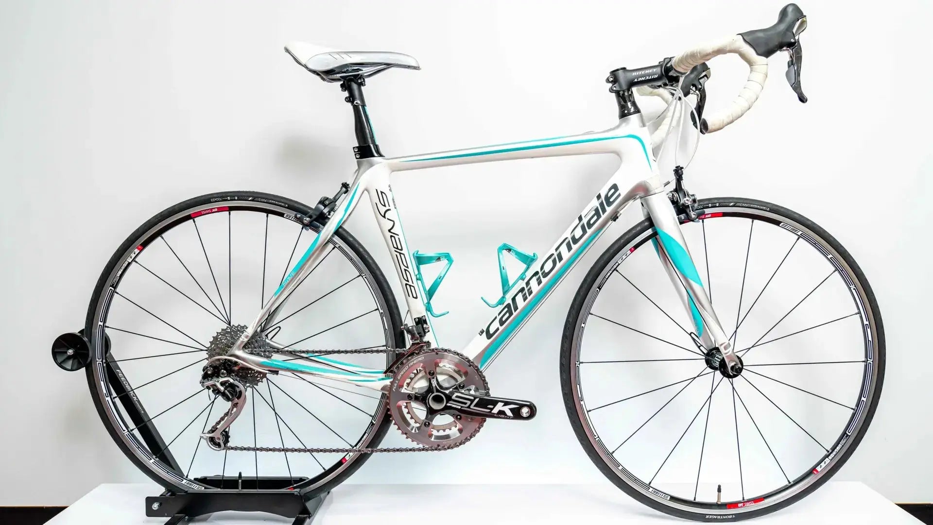 **SOLD** Cannondale Synapse (54cm) - Dialed Cycling Lab