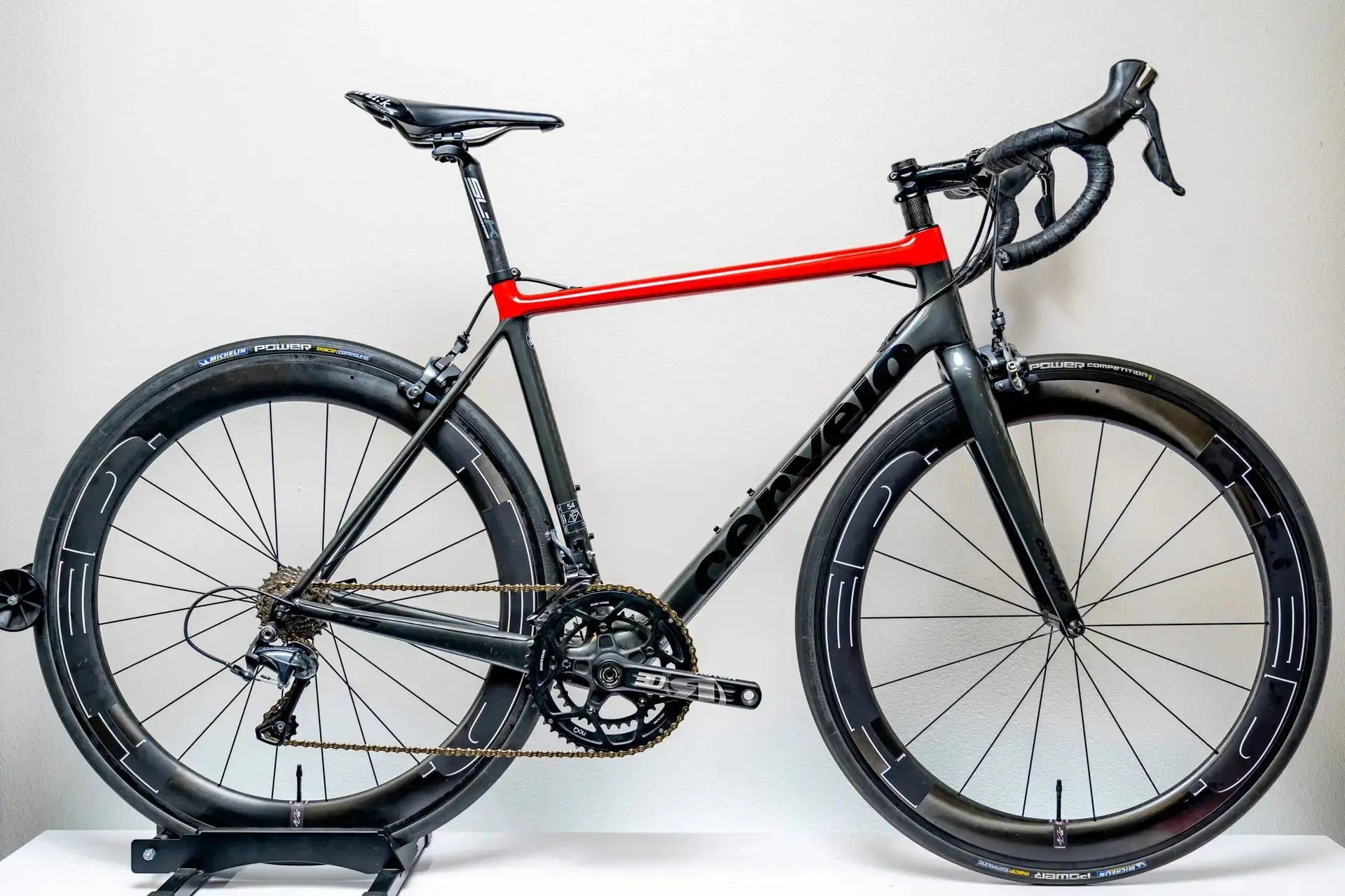 **SOLD** 2016 Cervelo R5 (54cm) - Dialed Cycling Lab
