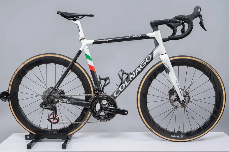 Colnago C64 Dura Ace Di2 (52s / 55cm) - $4900 Dialed Cycling Lab