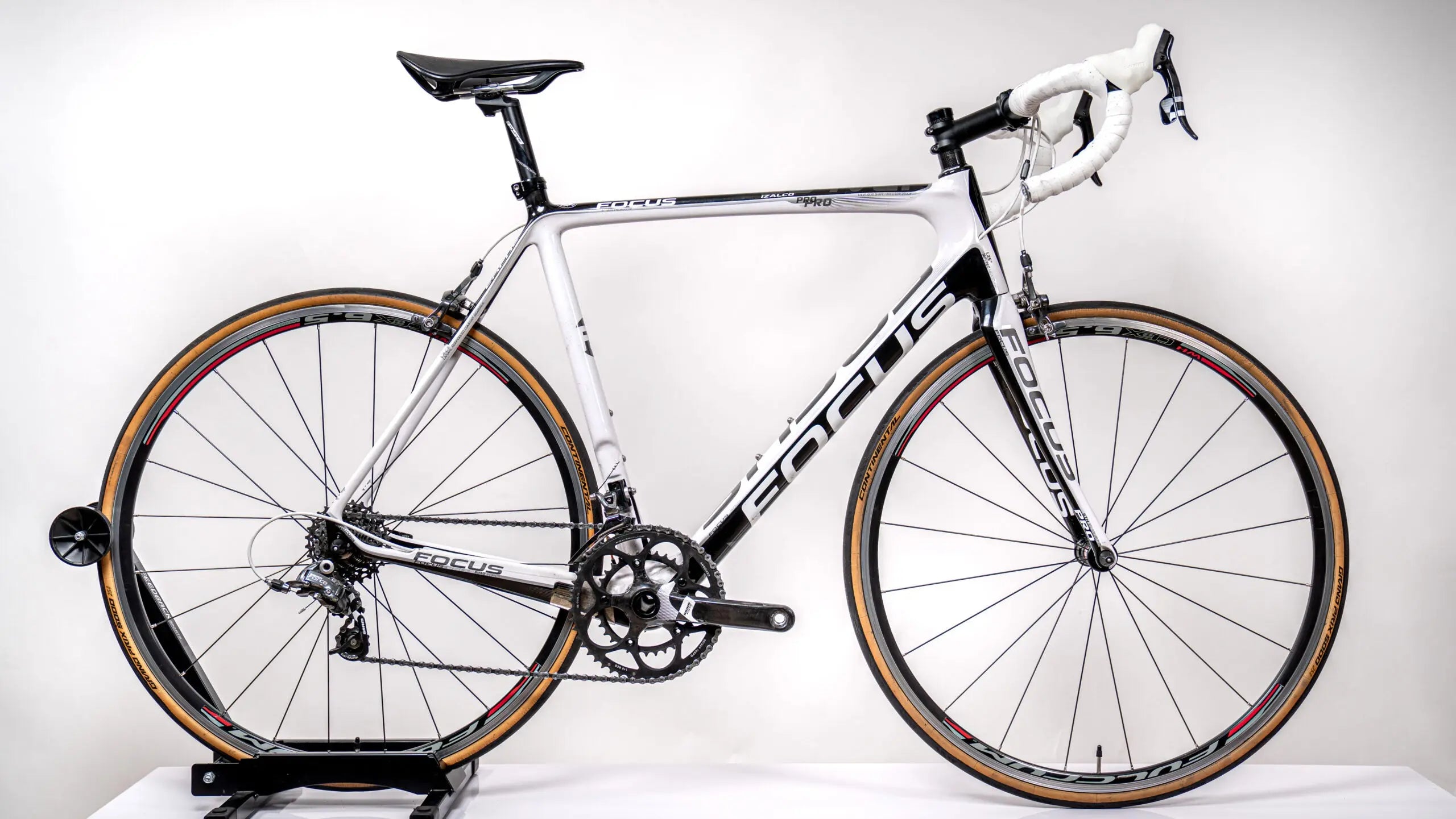 **SOLD** Focus Izalco Pro 3.0 (58cm)