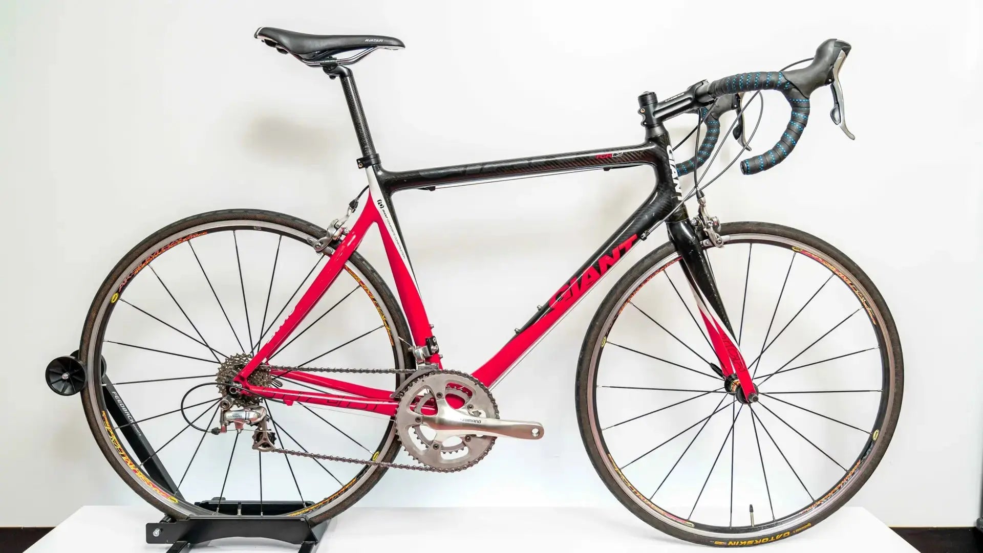 **SOLD** Giant TCR C2 (56cm) - Dialed Cycling Lab