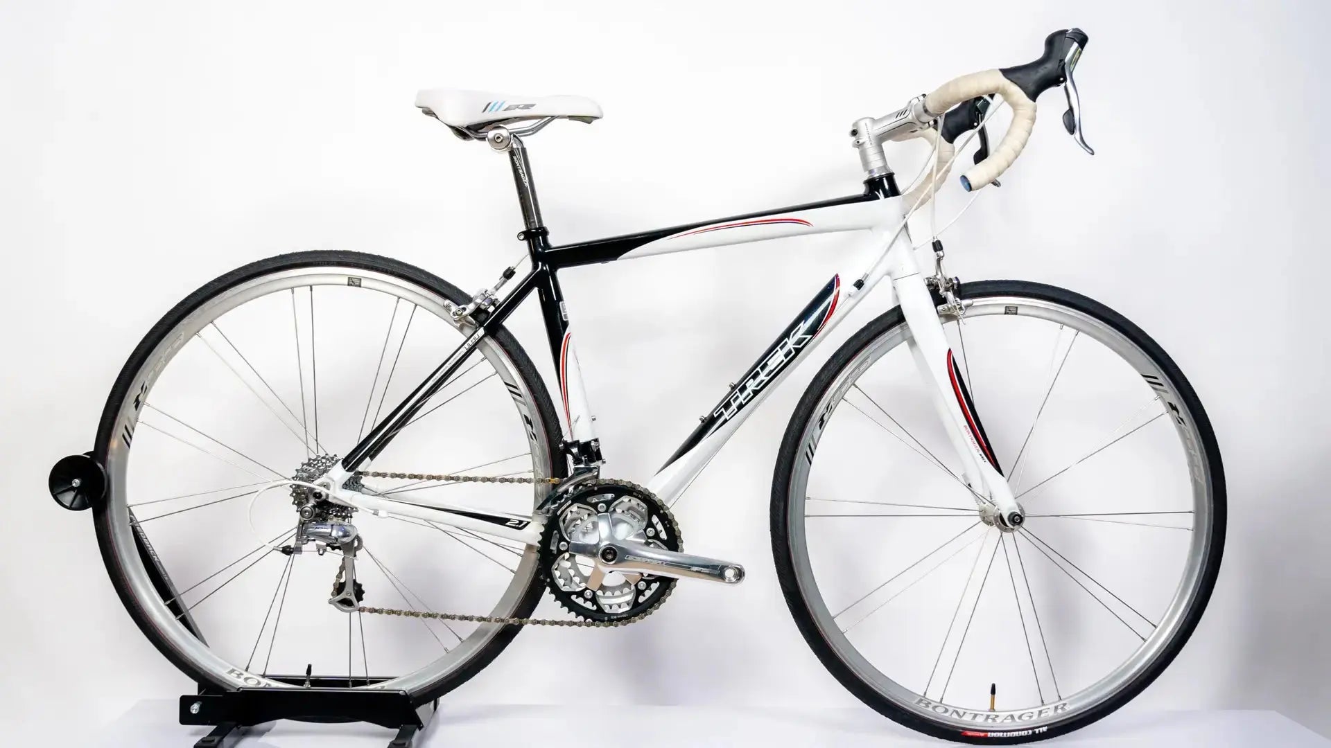 **SOLD** Trek 2.1 WSD (52cm) - Dialed Cycling Lab