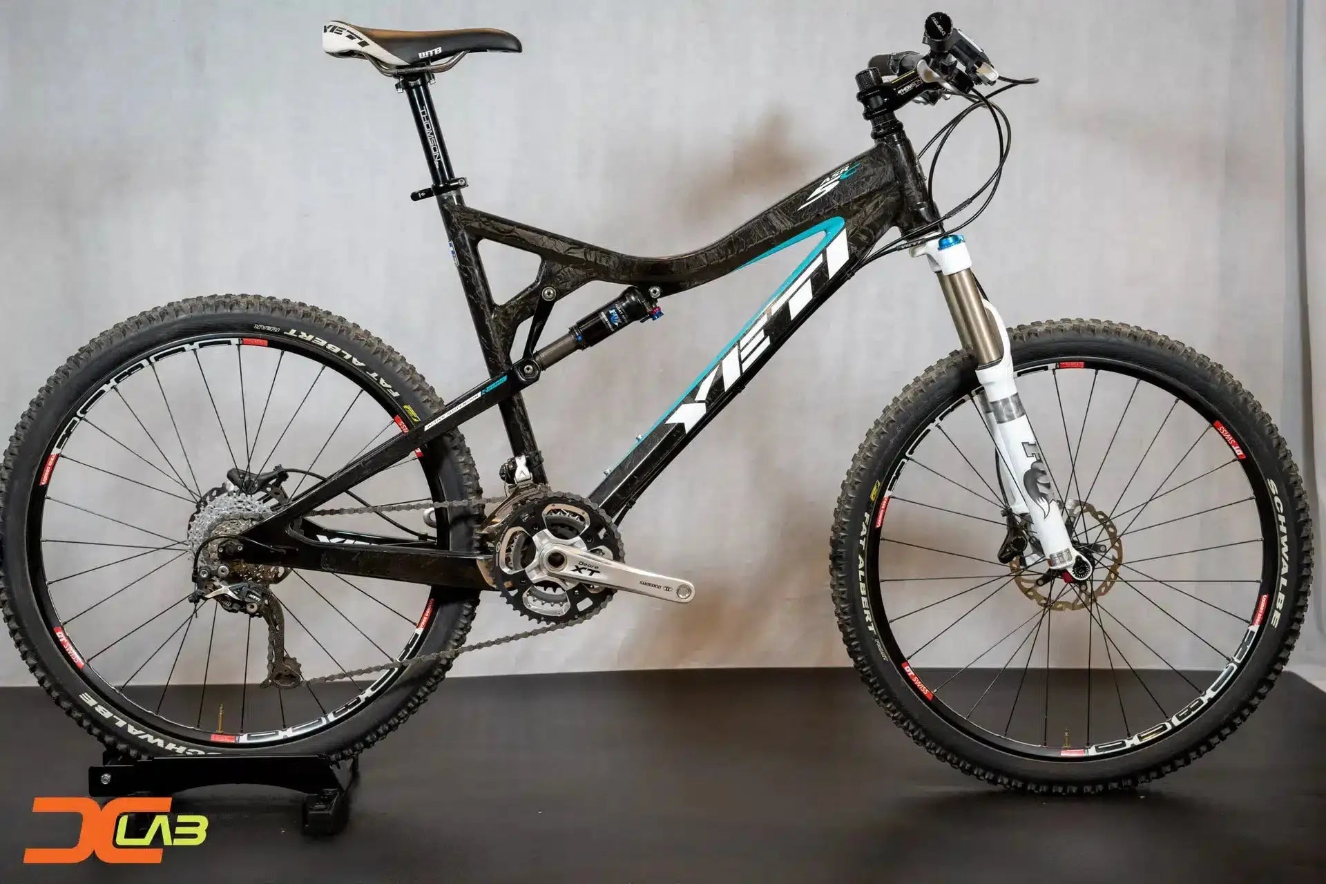 **SOLD** YETI AS-R 5 Carbon XC Full Suspension - Dialed Cycling Lab