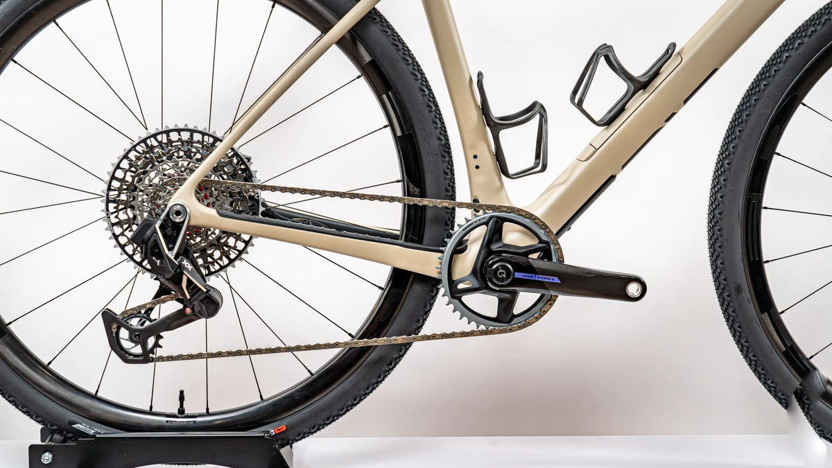 ENVE MOG gravel bike built at Dialed Cycling Lab with a SRAM Eagle AXS Transmission derailleur, T-Type 10-52 cassette and SRAM Force crank