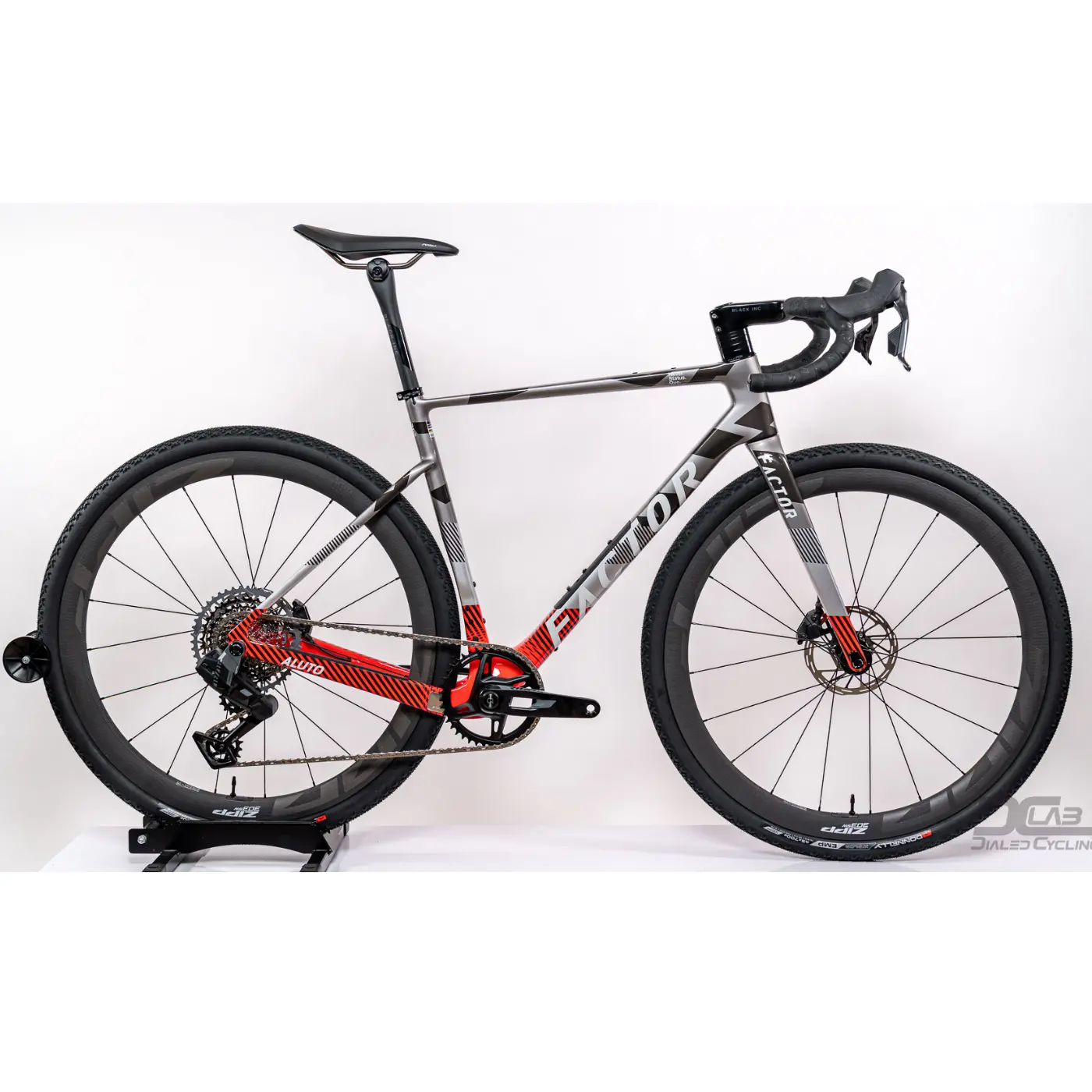 Factor Aluto - Quattro Grey | DCL BUILD - Dialed Cycling Lab