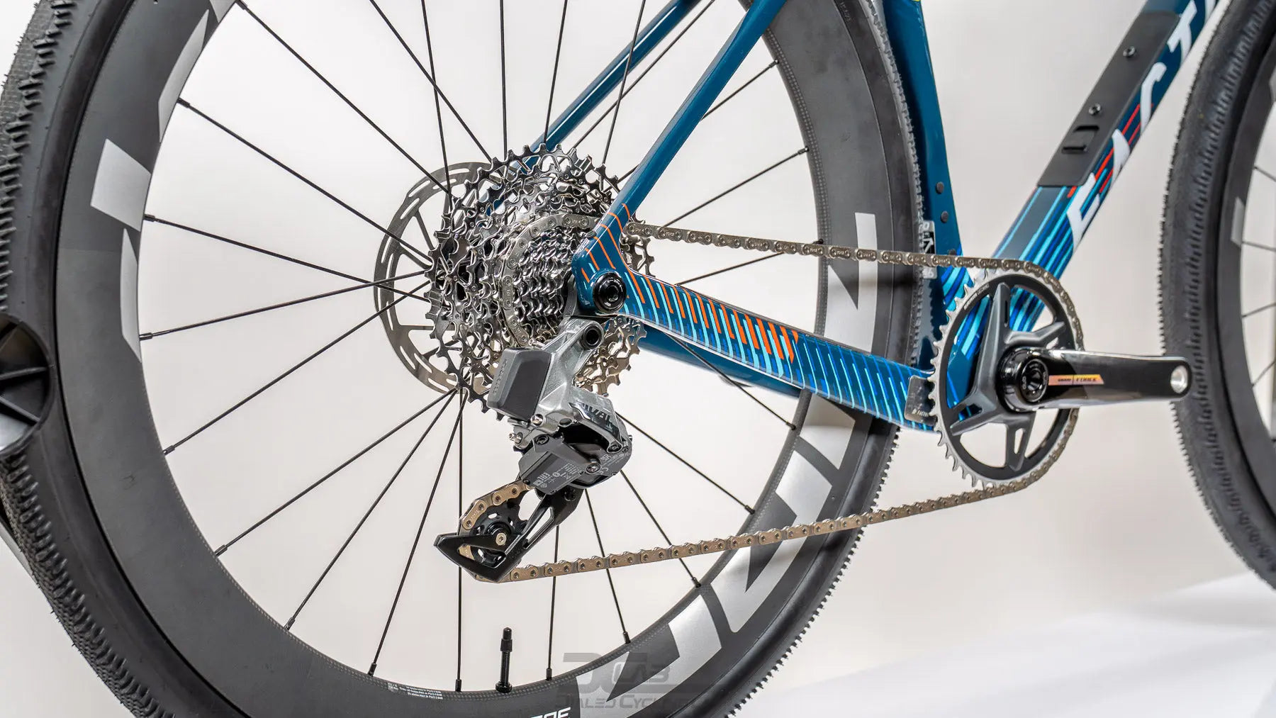 Factor Aluto - Raptor Blue | 56cm | Custom Factor