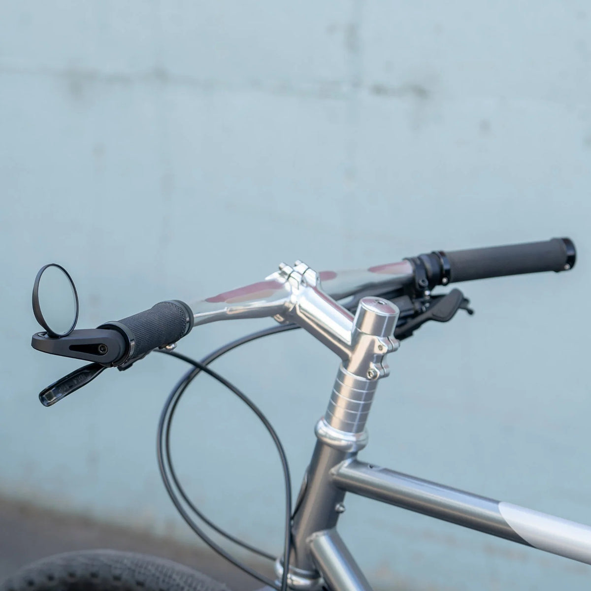 Spurcycle C50 mirror installed on a flat bar