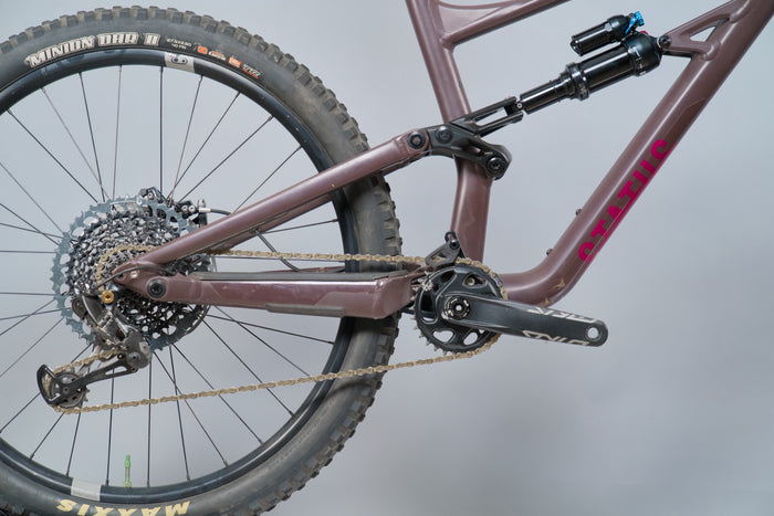 2023 Specialized Status 140