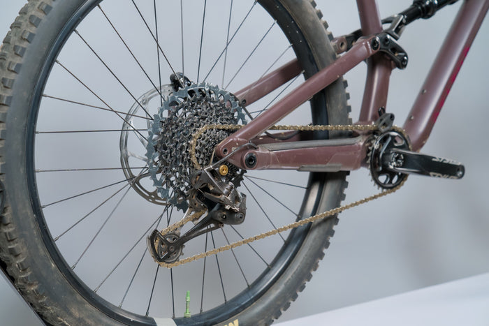 2023 Specialized Status 140