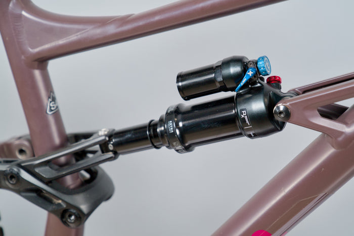 2023 Specialized Status 140